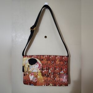 Icon (Jeon) Los Angeles Genuine Leather Handbag Ft. Gustav Klimt's The Kiss